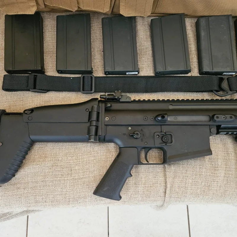 Imagem 9 do anúncio AEG Scar H Ares c/ 8 magazines