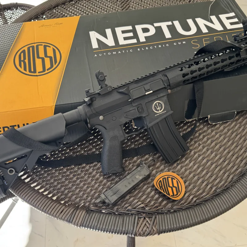 Airsoft M4 Rossi Neptune