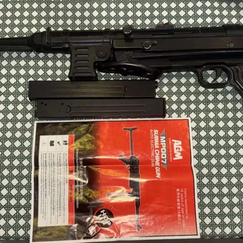 AGM mp40